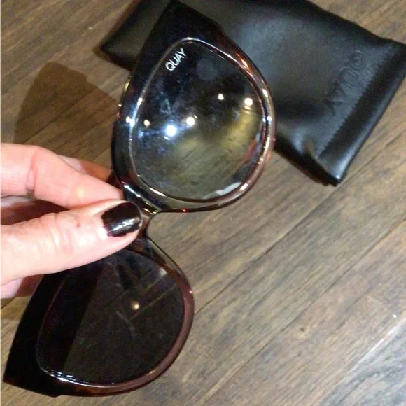 NEW ! Rare Quay Australia Brown pink LIMELIGHT Tortoise 